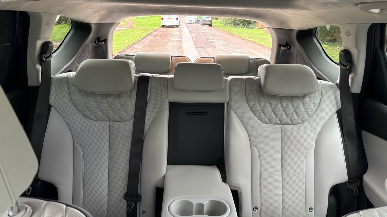 Hyundai SANTA FE 1.6 TGDi Plug-in Hybrid Ultimate 5dr 4WD Auto Estate